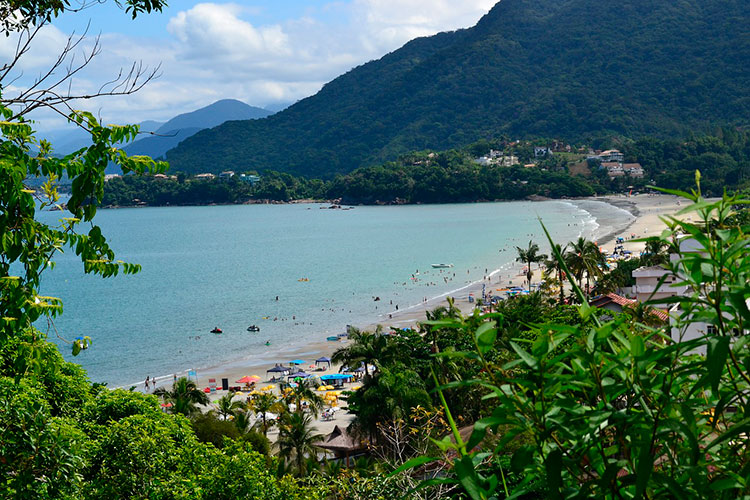 Conheça as belíssimas praias de Ubatuba 1 pedra cascatinha bombeiros 11