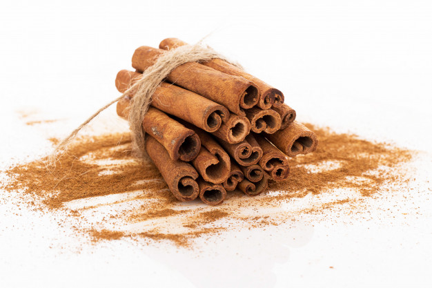 Canela pilha de canela 144627 449