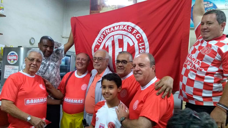 Tupynambás anuncia Bahamas como patrocinador master 2 BAeta