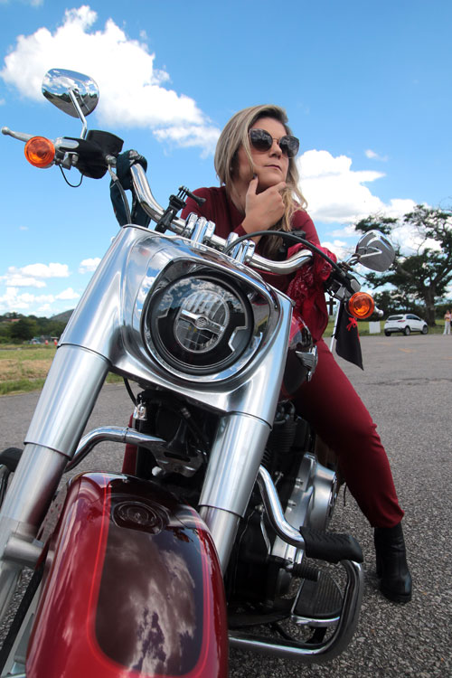 Mulheres motociclistas viajam o mundo para mostrar sua força 2 harleyra by fernando priamo.jpg3