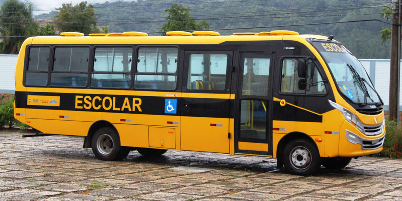 Justiça determina que ônibus do 'Caminhos da Escola' tenham acompanhamento de monitores 1 onibus escolar by Divulgação