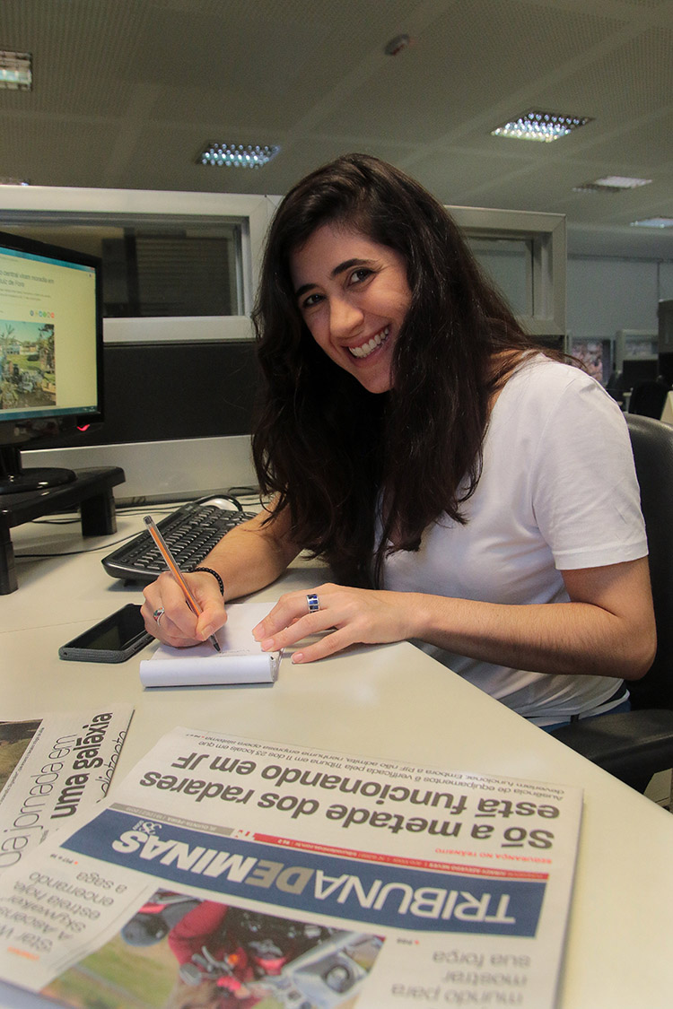 Sandra Zanella vence prêmio com reportagem sobre moradias em pontes 1 sandra zanella by fernando priamo1
