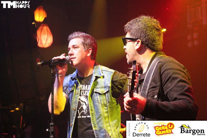 Flausino e Sideral cantam Cazuza 78 tmhappyhour IMG 6830