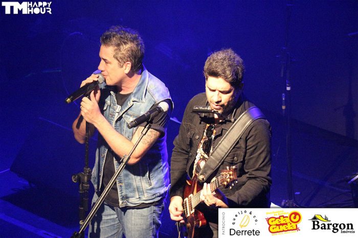 Flausino e Sideral cantam Cazuza 92 tmhappyhour IMG 6973