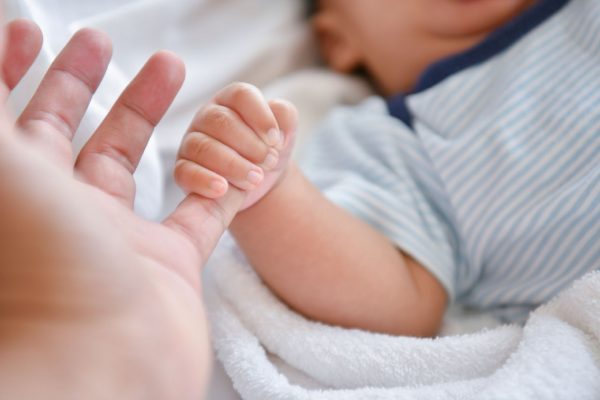 Segundo a Unicef, 1 a cada 3 crianças menores de 5 anos não cresce adequadamente 1 criança