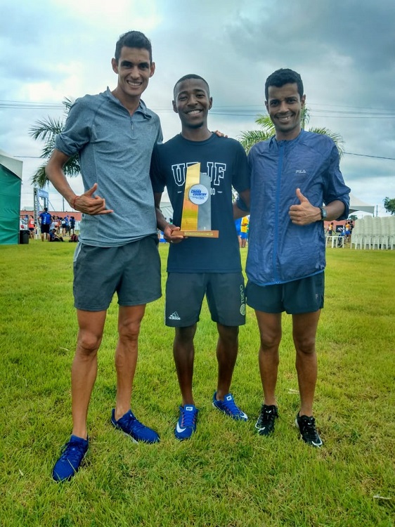 Amanda Oliveira conquista vaga no Pan de Cross Country, no Canadá 2 eberth neemias e gilbert cross country arquivo pessoal