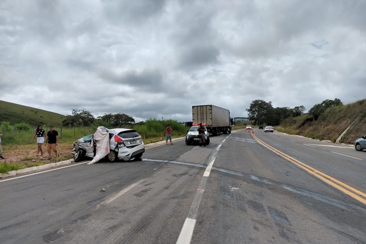 Casal morre em acidente em Bom Jardim de Minas 2 acidente br 267 bruno bittencourt