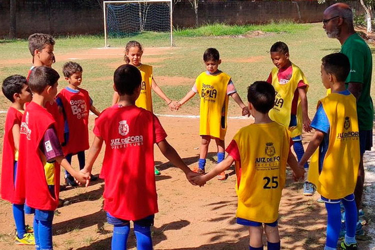 Projeto Bom de Bola tem inscrições abertas 1 bom de bola foto Divulgação