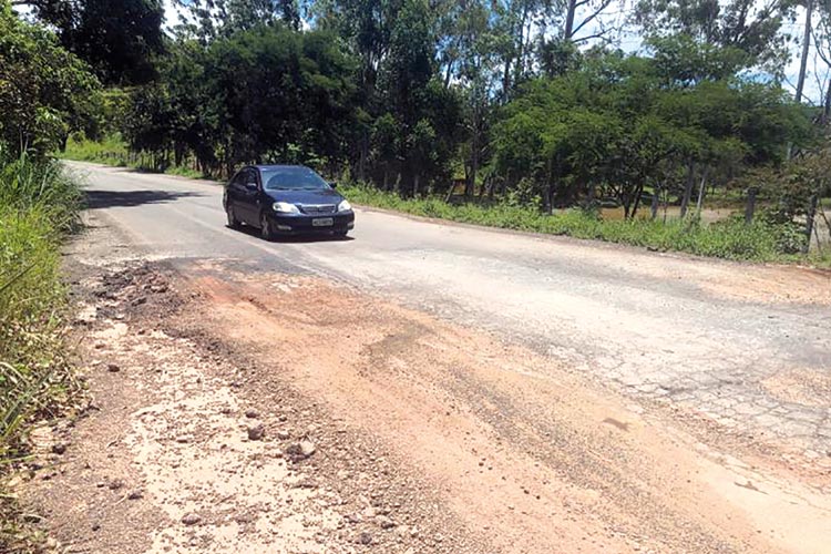 À espera de recuperação asfáltica, MG-353 tem buracos intensificados após chuvas 1 buracos guarani