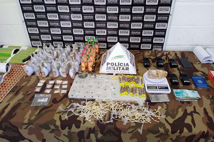 Crack, haxixe, ecstasy e maconha são apreendidos em apartamento 1 drogas bairro de lourdes divulgação pm