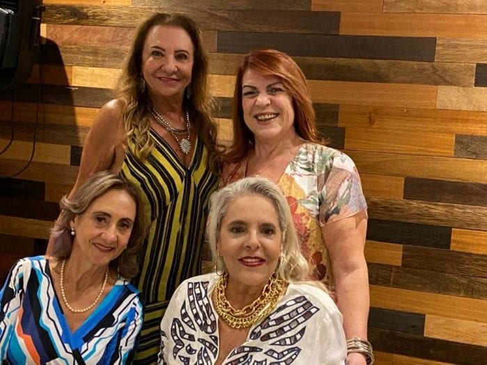 Florinha do Carmo, Wanda Magnolo, Heliana Aglio e Letícia Fortini Scapim 1 Florinha do Carmo, Wanda Magnolo, Heliana Aglio e Letícia Fortini Scapim comemorando o Dia Internacional da Mulher na Chimarron