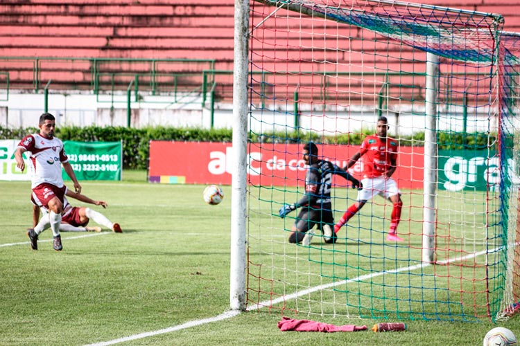 TJD rejeita liminares, e volta do Mineiro e rebaixamento estão mantidos 1 Fabinho-Alves-Baeta-by-Rise-Up-Tupynambás