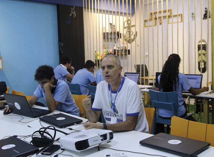 JF Carreiras: como são preparados os profissionais do futuro 3 RODRIGO SISTEMA DEGRAUS DE ENSINO5