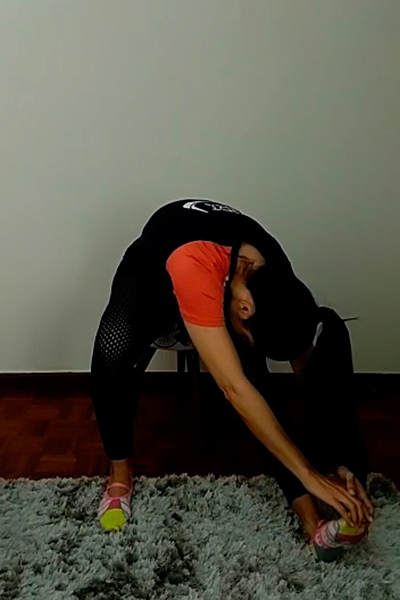 Profissionais recomendam exercícios para fazer em casa durante a quarentena 1 alongamento reprodução