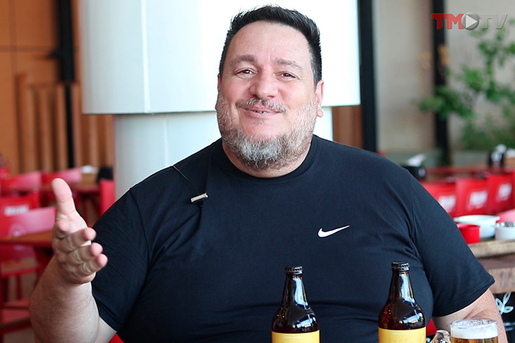 Imagem: Gustavo Marques apresenta a cerveja do Derrete Queijo & Co, a Melt Beer