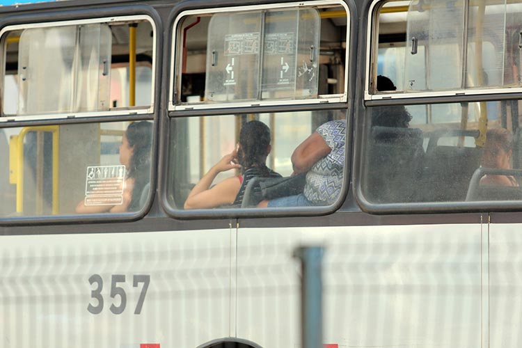onibus by fernando