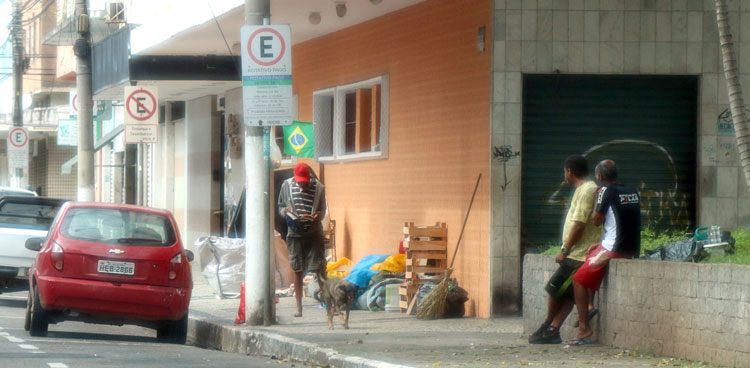 Avanço do coronavírus expõe a perigo pessoas em situação de rua 1 situacao de rua2 by leo costa