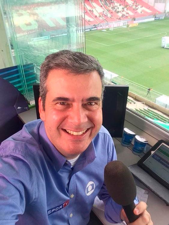 Narradores de memórias: jornalistas locais relatam 'reprises' de jogos de clubes de JF 2 ESP rogerio correa arquivo pessoal