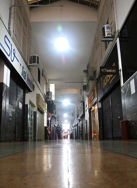 Lojistas de Juiz de Fora relatam dificuldades para quitar aluguéis 1 comercio fechado by fernando interna