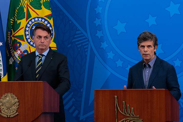Em pronunciamento, novo ministro diz que saúde e economia não competem entre si 1 nelson teich marcello casal jr agência brasil