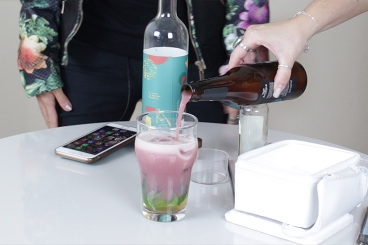 Imagem: Divas Beer ensinam um drink de cerveja