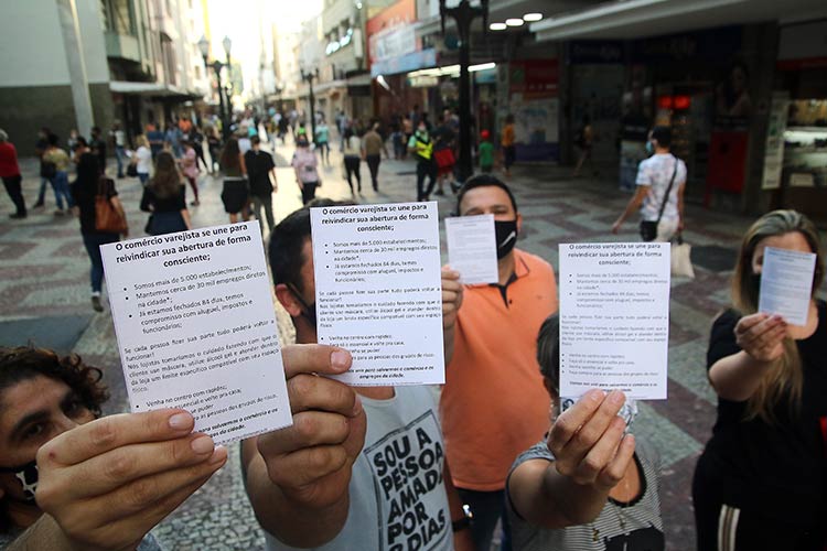 Lojistas pedem 'reabertura consciente' em ato no Centro 2 comércio ato fernando priamo 7
