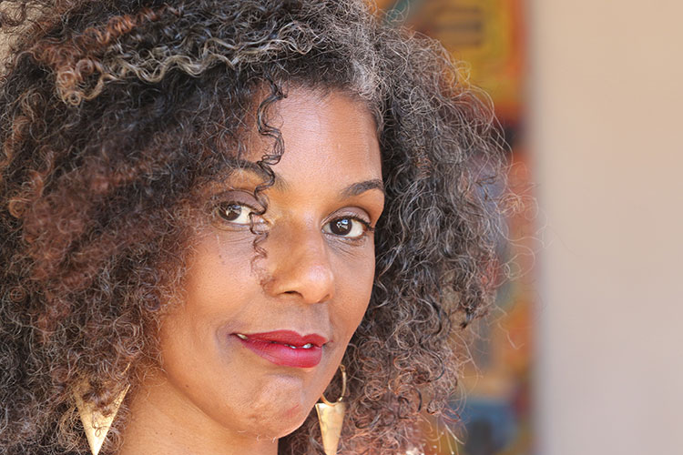 Gilmara Mariosa: ‘O primeiro pároco da cidade foi um homem negro’ 2 gilmara capa