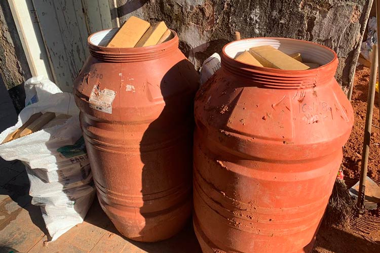 Polícia Civil apreende 200kg de maconha enterrados em sítio 3 maconha3 policia civil