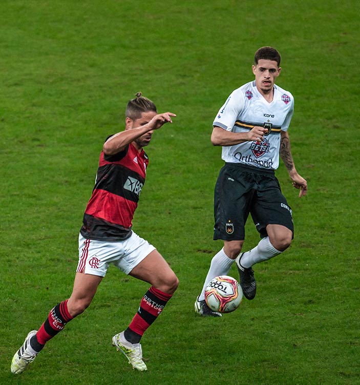 'Nunca imaginaria', diz volante juiz-forano que estreou no profissional contra o Flamengo 1 pedro thomaz volta redonda by Marcelo Cortes Flamengo interna