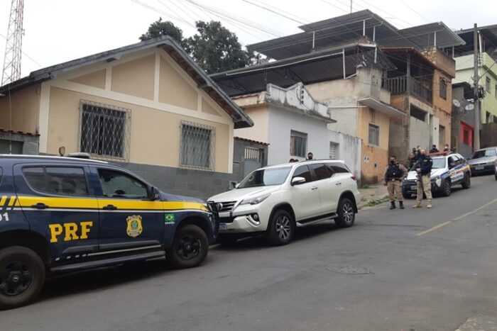 prf carro clonado zona leste 2