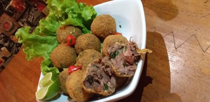 Aglomerar está proibido, mas o bolinho tá liberado 7 Buneco TM