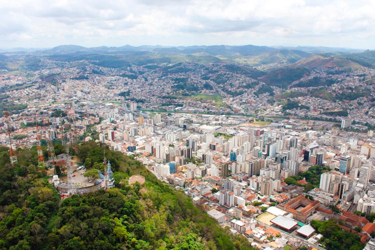 Governo de Minas oficializa Juiz de Fora na onda amarela do Minas Consciente 1 Cidade vista panorâmica Felipe Couri