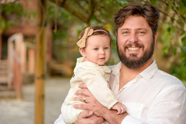 Lucas Gomes Gaio com a filha Lis-001 Lucas Gomes Gaio com a filha Lis-001