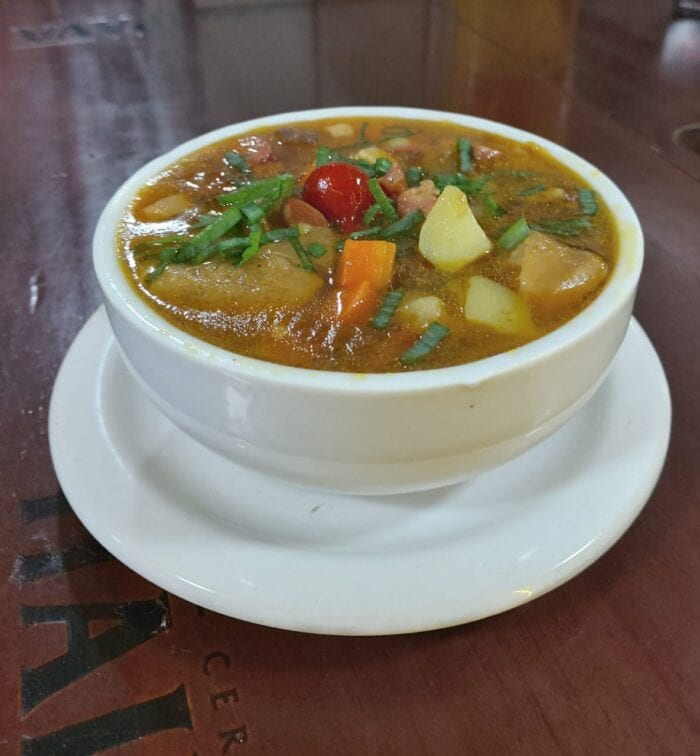 Tomei caldo de mocotó, aí ó: fiquei forte! 3 Marquim