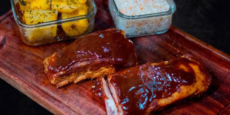 Comida pré-pronta: 4 lugares que preparam o prato para você finalizar em casa 5 carnes e co divulgação destacada