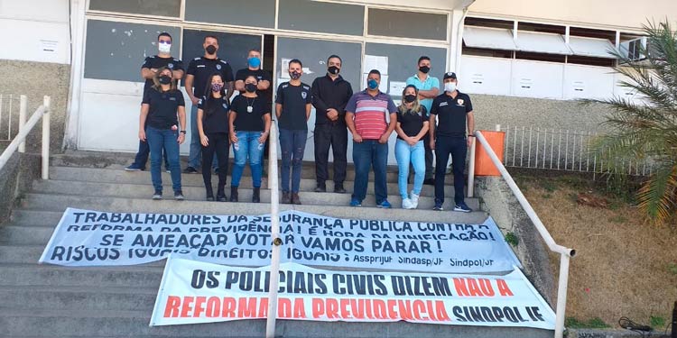 Polícia Civil paralisa serviços em ato contra reforma previdenciária 1 civil protesto divulgacao1