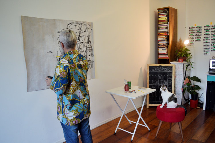Hondurenha reúne músicos para lives em apartamento no projeto The Kittynet 2 kittynet ramon