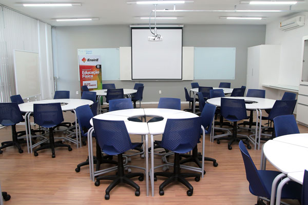 Faculdade Ensin.e usa sua plataforma sobre empreendedorismo para inspirar alunos 3 Ensine fernando priamo 34