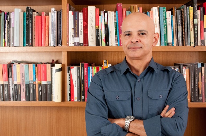 Roniere Menezes: "Tanto a canção popular como a alta literatura contribuem para criarmos afeto pela outridade" 2 Foto Roniere DSC 7586 2