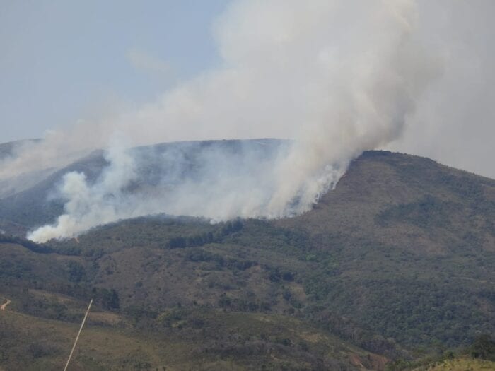 Causas do incêndio em Ibitipoca e área total atingida ainda serão apuradas por IEF 2 Ibitipica Desbarrancado3 Teca Resende