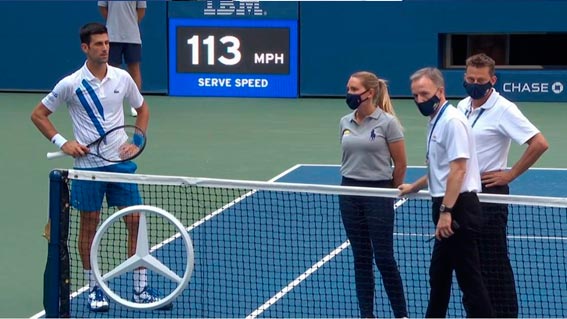 Novak Djokovic pede desculpas após acertar uma juíza de linha no US Open 2 bolada djokovit us open