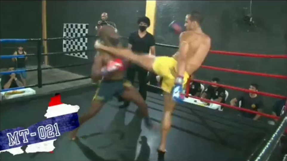 Sorrentino aplica nocaute no segundo round e estreia com vitória no Grand Prix de Muay Thai 1 dalmo divulgação