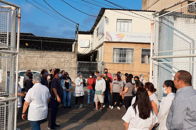 manifestação ubs santa luzia