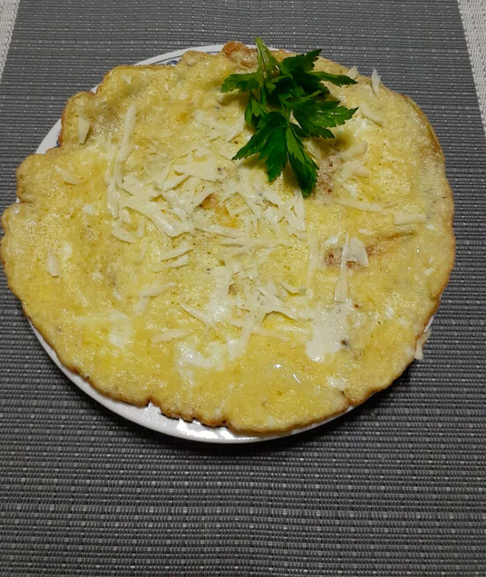 Faça uma receita prática e rápida de pão low carb de frigideira 2 pão low carb
