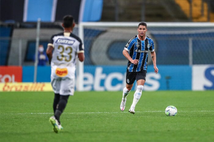Thiago Neves, redes sociais e um rebaixamento 1 thiago neves by Lucas Uebel gremio edit