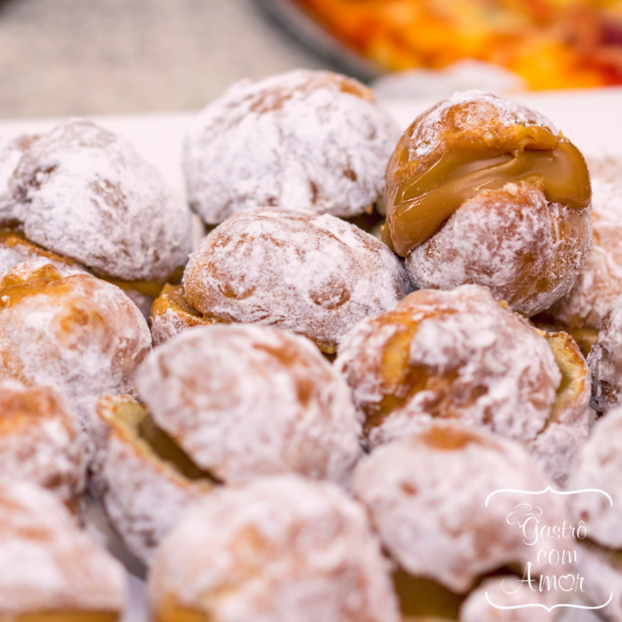 Bolinho de chuva com doce de leite 1 Bolinho de chuva