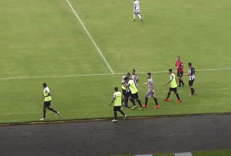 Tupi vence o CAP Uberlândia fora de casa e respira no Módulo II 1 CAP Uberlândia x Tupi Foto Reprodução TVN Sports 3 1