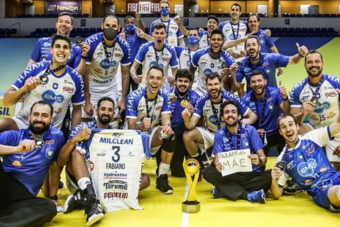 Juiz-forano Felipe Roque dá show e é campeão do Troféu Super Vôlei por Taubaté 1 esporte1