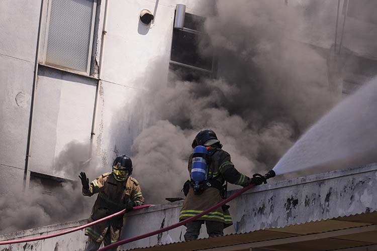 PF abre inquérito para apurar incêndio que matou duas pessoas em hospital no Rio 1 incêndio em hospital no rio tânia rego agência brasil
