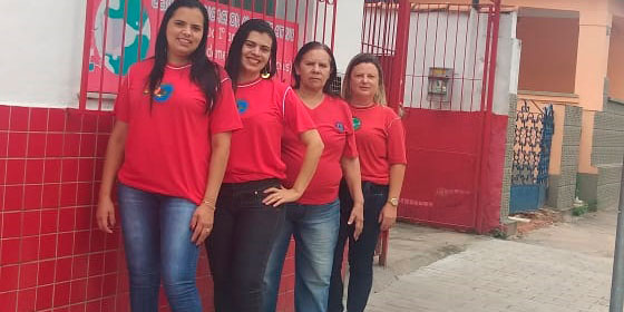 Ensino bilíngue chega a escolas de bairros 3 Ensino bilíngue chega a escolas de bairros